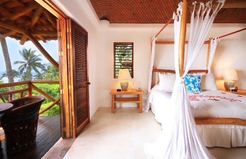 Las Alamandas Quemaro Room photo